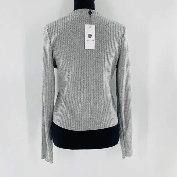 Socialite Women's Cropped Cardigan Sweater Small Grey NWT V-Neck Long Sleeve - Picture 3 of 8